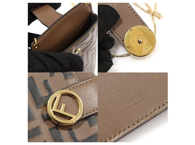 Fendi Pouch per smartphone in pelle di vitello marrone con logo FF, borsa a tracolla - vista 8