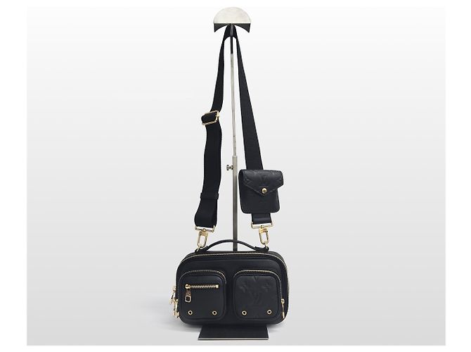 Louis Vuitton Borsa a tracolla multifunzionale in pelle di vitello nera Nero - vista 2