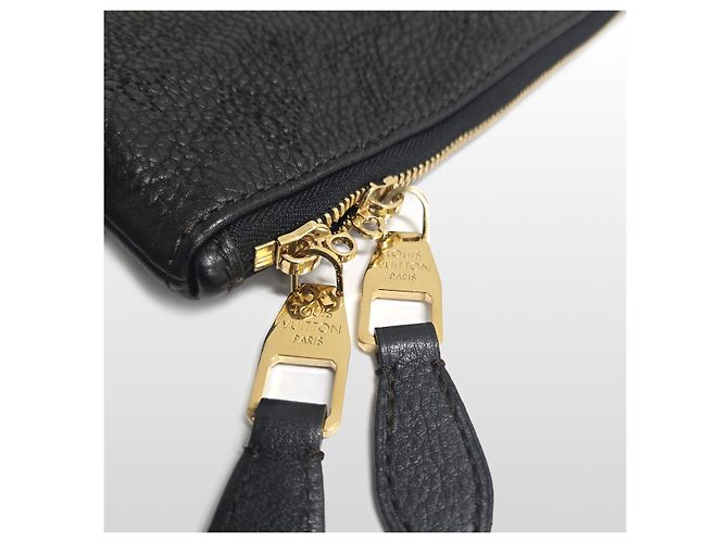 Louis Vuitton Borsa a spalla Hobo Mahina Selen MM Nera Punching Nero - vista 4