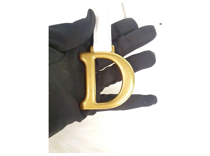 Saddle Dior Satteltasche mit weißer Naht - Ansicht 18