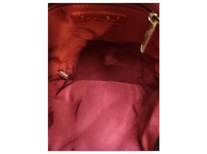 Chanel Borsa a secchiello con catena dorata e cordino nero - vista 15