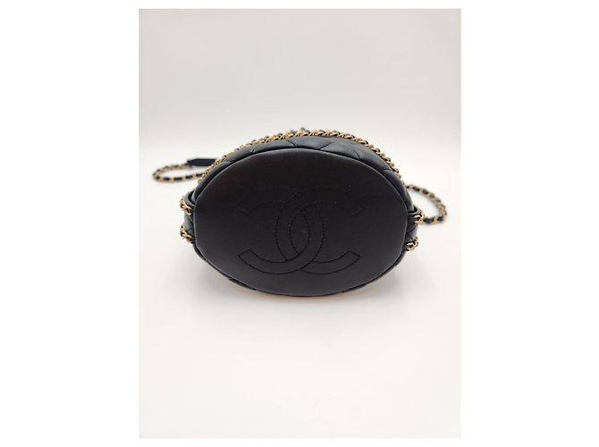 Chanel Borsa a secchiello con catena dorata e cordino nero - vista 4
