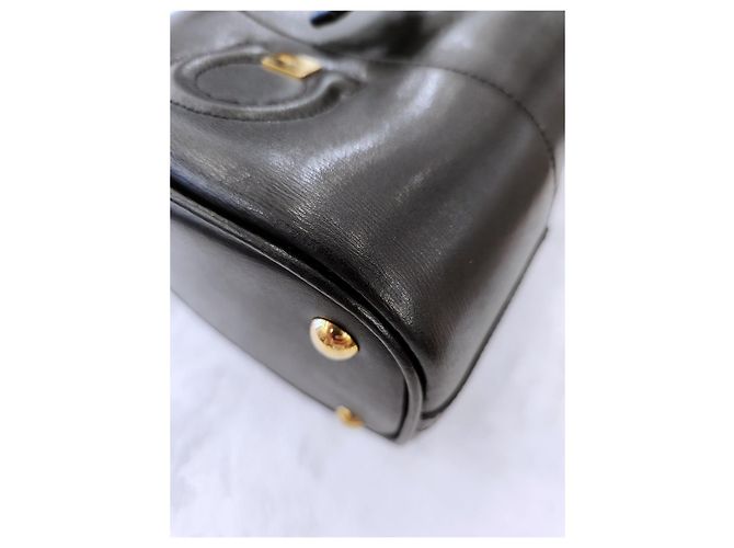 Salvatore Ferragamo Borsa a secchiello City Ferragamo Nera Nero - vista 11