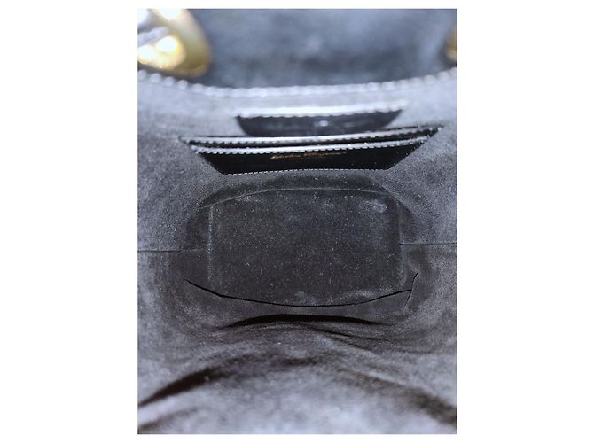 Salvatore Ferragamo Borsa a secchiello City Ferragamo Nera Nero - vista 13