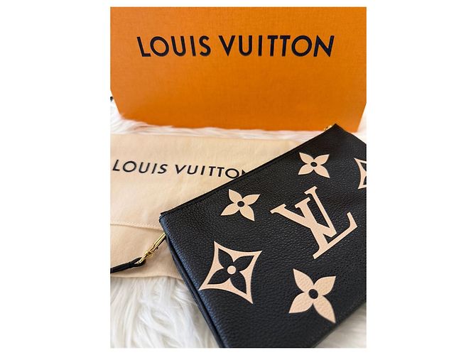 Louis Vuitton Pochette Doppia Zip a Tracolla Nera Nero - vista 4