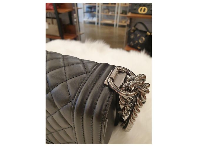 Chanel Borsa Boy Media in Pelle di Agnello Nera Nero - vista 8