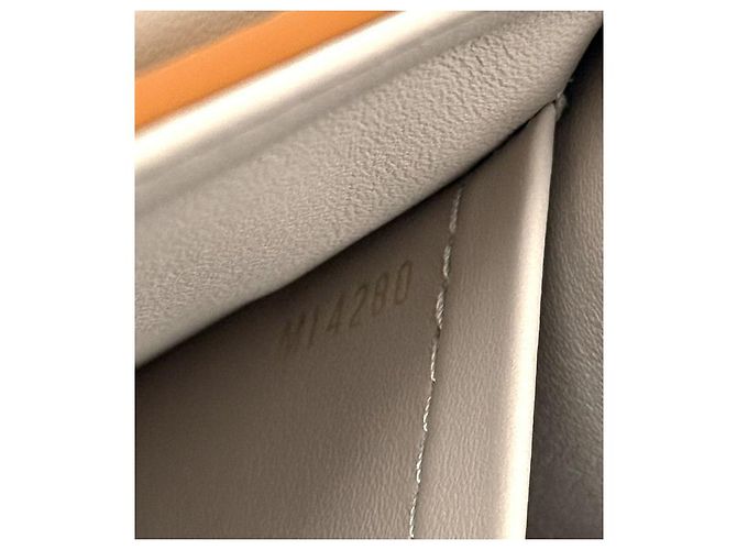 Louis Vuitton Orange Top Handle Twist PM Tote Bag - Ansicht 7