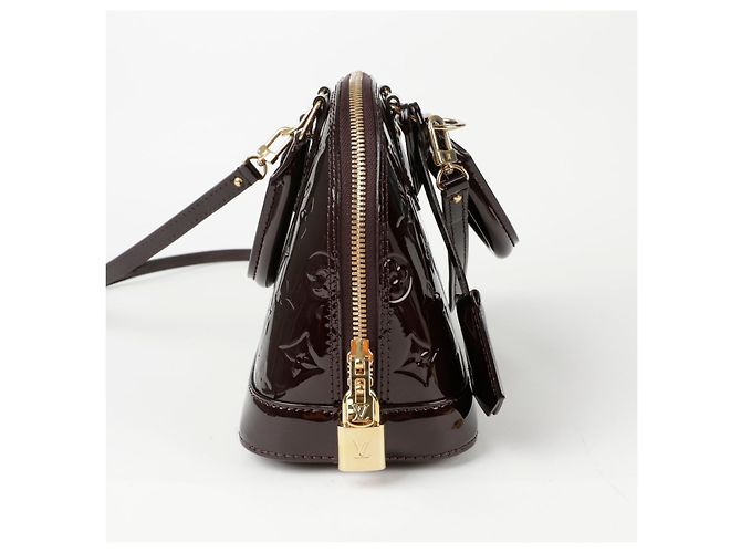 Louis Vuitton Alma BB Schultertasche Rot - Ansicht 5