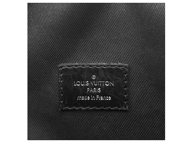 Louis Vuitton Borsa a tracolla Eclipse Monogram Soft Trunk Nera Nero - vista 14