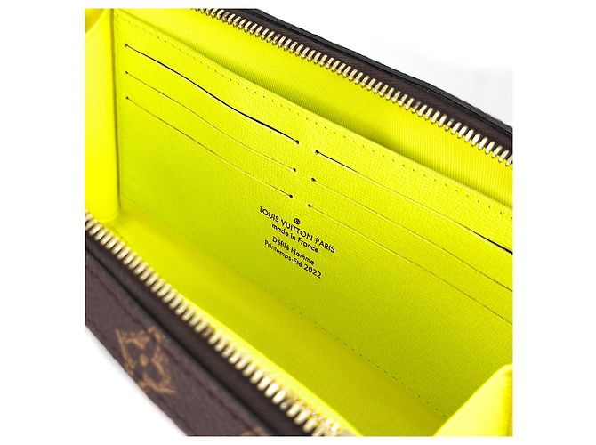 Louis Vuitton Borsa a tracolla Kusang da donna Kusama Yayoi bianca - vista 24