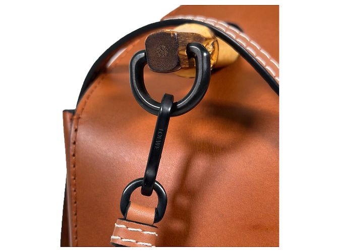 Loewe Bolsa bucket de couro de bambu com alça de mão e crossbody - Tan - vista 8