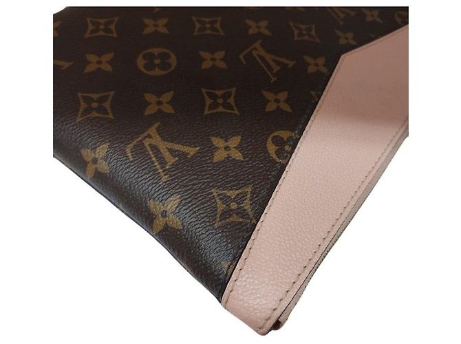 Louis Vuitton Monogramm-Canvas-Täschchen in Rosé-Puder für Frauen - Ansicht 4