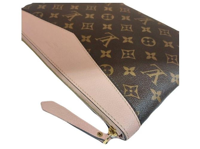 Louis Vuitton Monogramm-Canvas-Täschchen in Rosé-Puder für Frauen - Ansicht 6