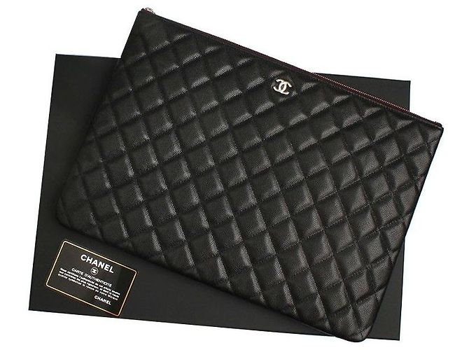 Chanel Clutch Grande in Pelle Trapuntata Nera Caviar Argento CC Serie Nero - vista 7