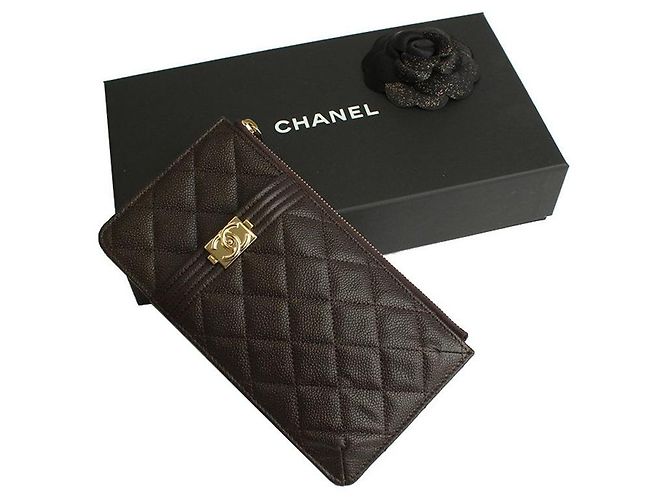 Chanel Portacarte Boy Caviar Marrone Scuro Placcato Oro Serie - vista 6