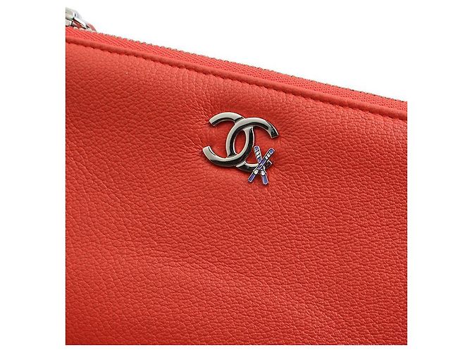 Chanel Pochette in pelle rosso corallo - vista 5