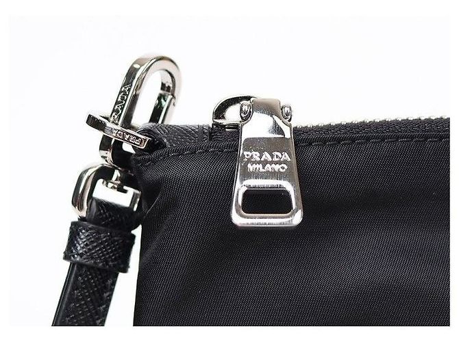 Prada Borsa Clutch in Re-Nylon Nera Nero - vista 4