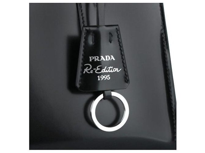 Prada Borsa tote spazzolata Re-Edition: Nero - vista 8