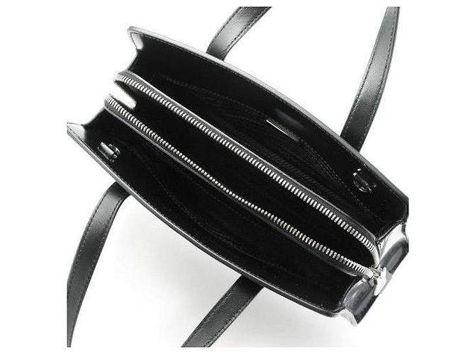 Prada Borsa tote spazzolata Re-Edition: Nero - vista 9