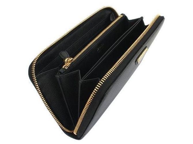 Prada Cartera larga con cremallera en triángulo Saffiano Negro - vista 8