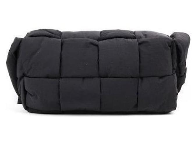 Bottega Veneta Borsa a tracolla Cassette Padding Tech Nera Nero - vista 2