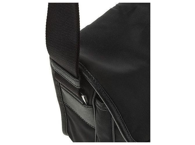 Prada Borsa a Spalla Messenger in Re-Nylon Nero - vista 6