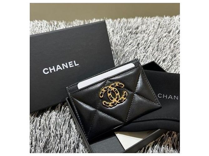 Chanel 19 Chanel Lammleder Gold Metall Schwarz Kartenhalter Stempel: - Ansicht 5