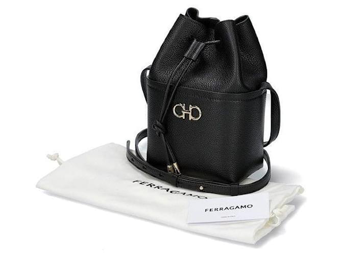 Salvatore Ferragamo Mini borsa a secchiello Gancini Nero - vista 5
