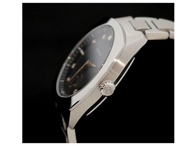 Gucci Verschlungener Schwarzer Stahl-Diamant - Ansicht 2
