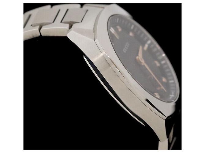 Gucci Verschlungener Schwarzer Stahl-Diamant - Ansicht 3