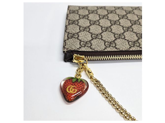 Gucci GG Supreme Strawberry Clutch Tasche Braun - Ansicht 3