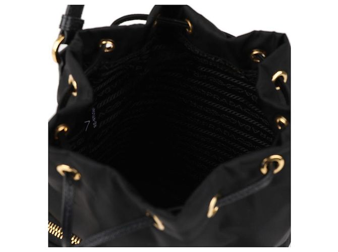 Prada Bolsa bucket de nylon Duet Preto - vista 8