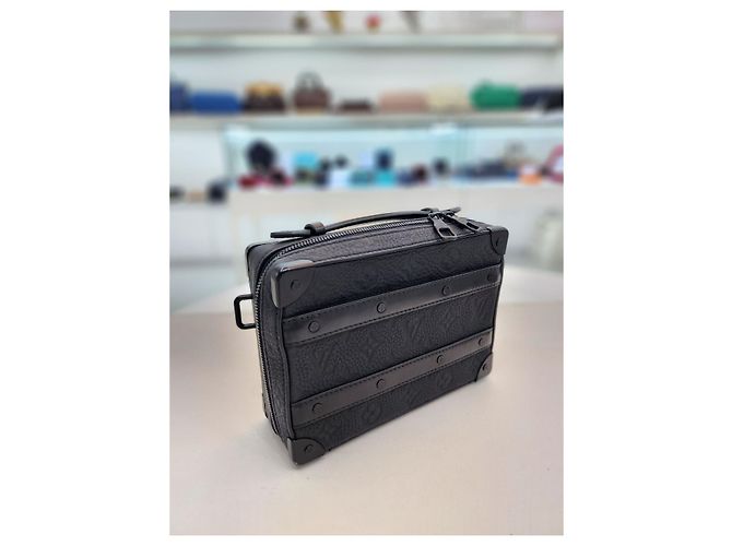 Louis Vuitton Trousse Trunk Morbida Nera Crossbody Nero - vista 4