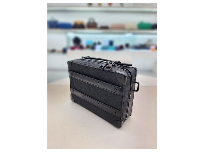 Louis Vuitton Trousse Trunk Morbida Nera Crossbody Nero - vista 5