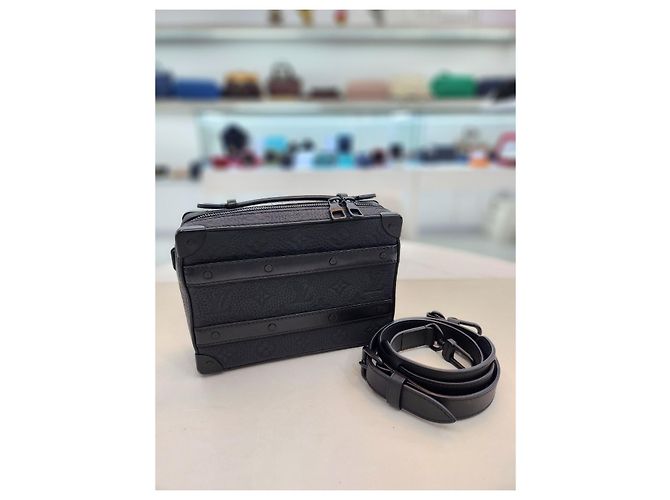 Louis Vuitton Trousse Trunk Morbida Nera Crossbody Nero - vista 9