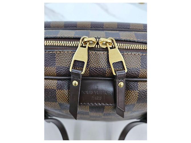 Louis Vuitton Borsa a Spalla Livington Damier Ébène PM Marrone - vista 14