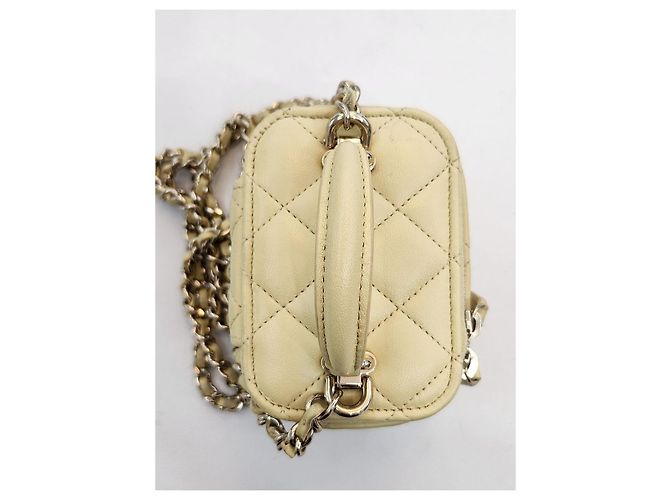 Chanel Borsa a tracolla mini in pelle di agnello con catena Vanity Giallo - vista 2