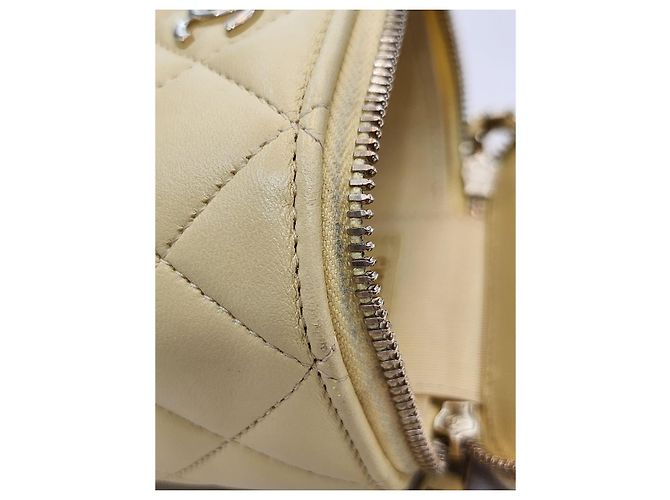 Chanel Borsa a tracolla mini in pelle di agnello con catena Vanity Giallo - vista 21