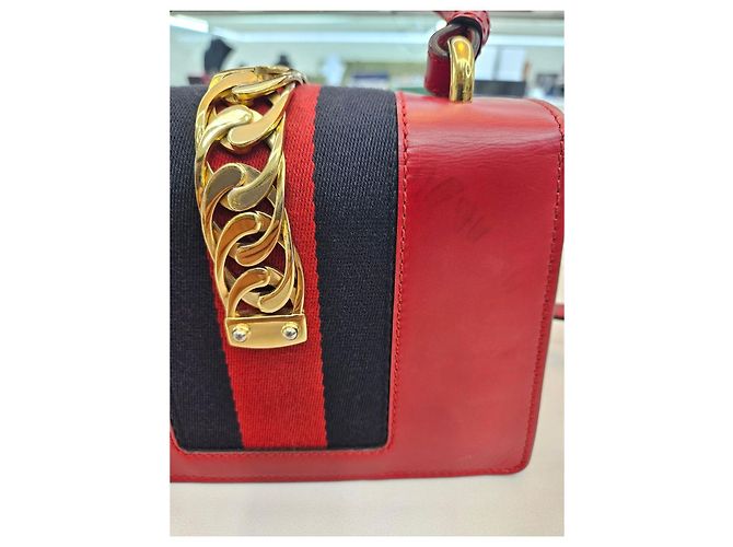 Gucci Mini Borsa Silvi Rossa Tote e Crossbody Rosso - vista 19