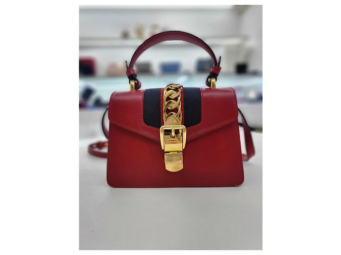 Gucci Mini Borsa Silvi Rossa Tote e Crossbody Rosso - vista 7