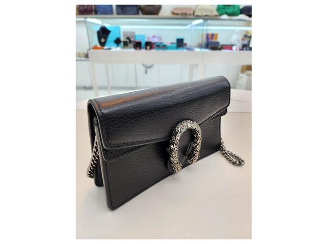 Salvatore Ferragamo Borsa a tracolla super mini Dionysus in pelle nera con cristalli Nero - vista 14