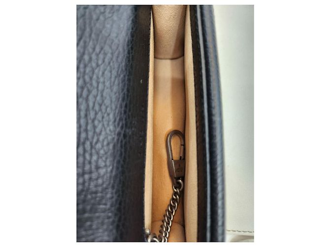 Salvatore Ferragamo Borsa a tracolla super mini Dionysus in pelle nera con cristalli Nero - vista 24