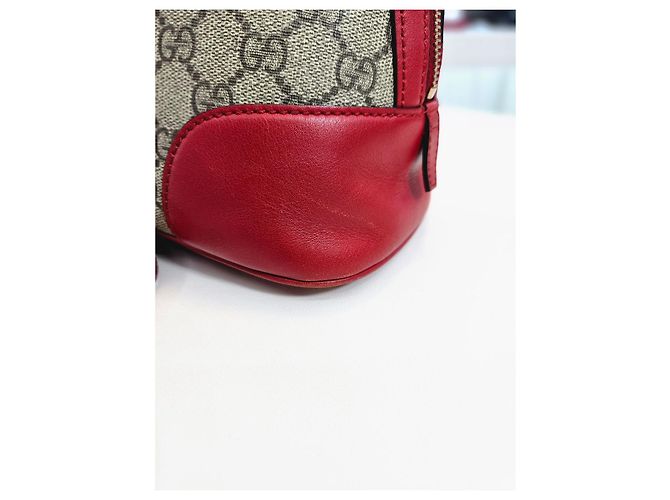 Gucci Borsa a secchiello e borsa a spalla in tela GG Supreme Rosso - vista 19