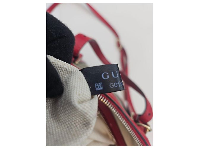 Gucci Borsa a secchiello e borsa a spalla in tela GG Supreme Rosso - vista 23