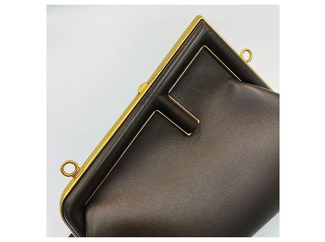 Fendi Piccola borsa a spalla in nappa marrone - vista 5