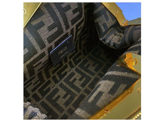 Fendi Piccola borsa a spalla in nappa marrone - vista 8
