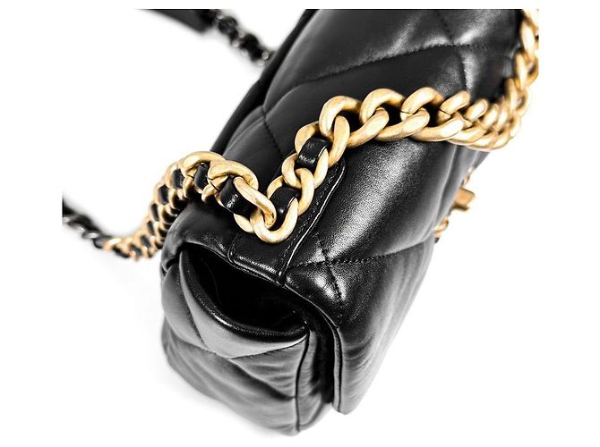 Chanel Borsa a soffietto da donna in pelle di agnello, borsa media, oro e nero - vista 11