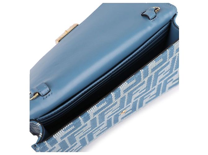 Fendi Baguette Ketten Geldbörse - Ansicht 8