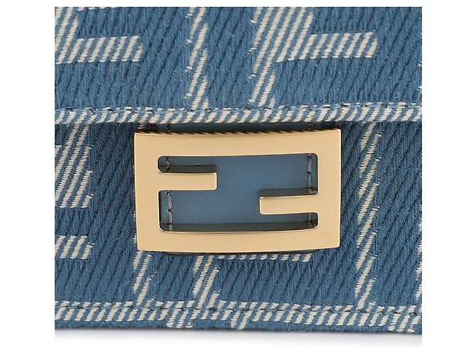 Fendi Baguette Ketten Geldbörse - Ansicht 9