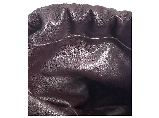 Bottega Veneta Mini bolsa bulbo de couro roxa - vista 11